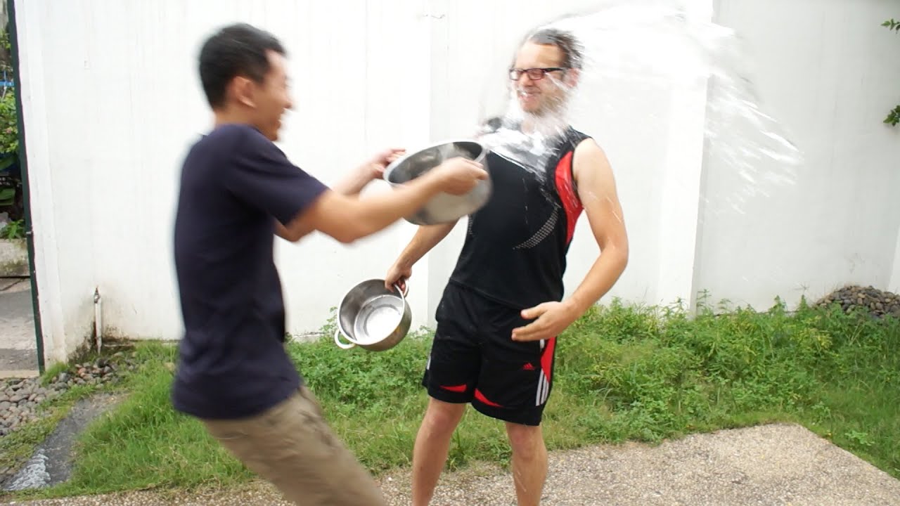 ALS Ice Bucket Challenge Fail