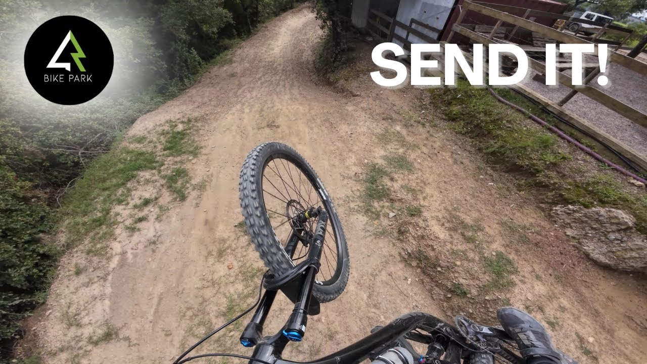 SEND IT Red Jump Line 🔥 | 4 Riders Bikepark