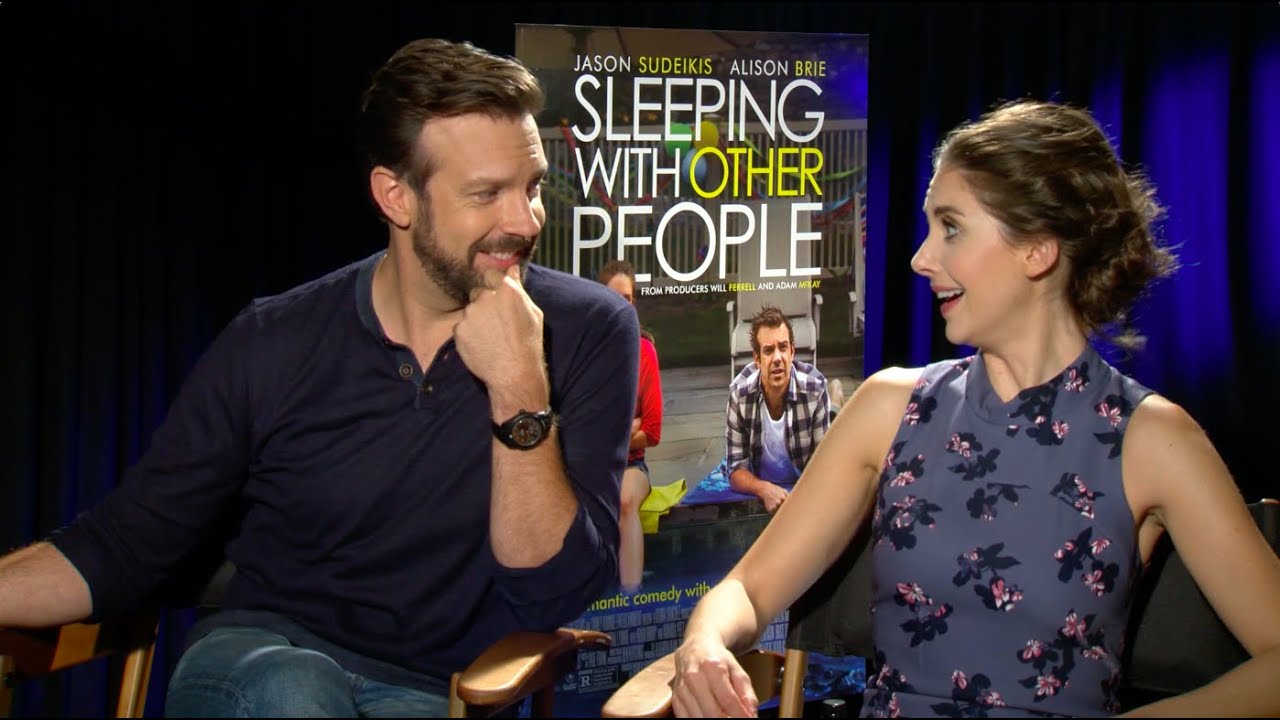 Sit Down with The Stars: Jason Sudeikis & Alison Brie Discuss Sleeping With Other People