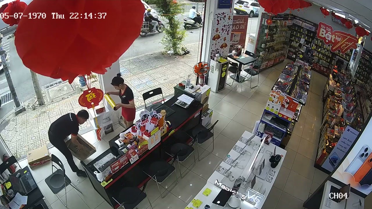 13 00 13   Trim