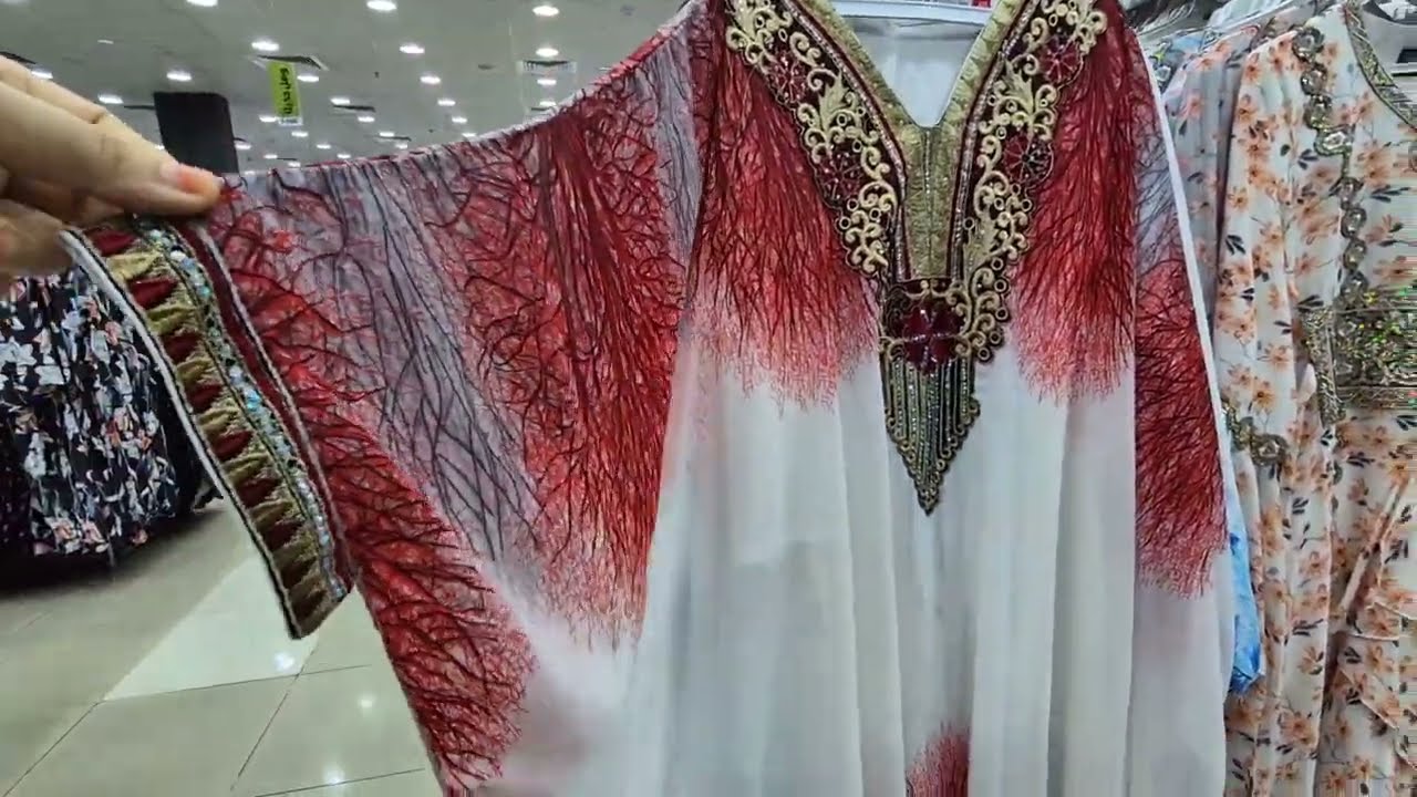 جزء☝️ثاني من جولتنا🇸🇦في مجمع العائلة دولي/كل ماتحاجونه تحت صقف واحد مخاوير هدايا العمرة عبايات