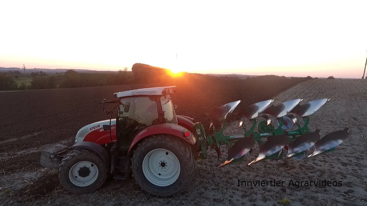 Pflügen | Steyr Profi | Regent | Bodenbearbeitung