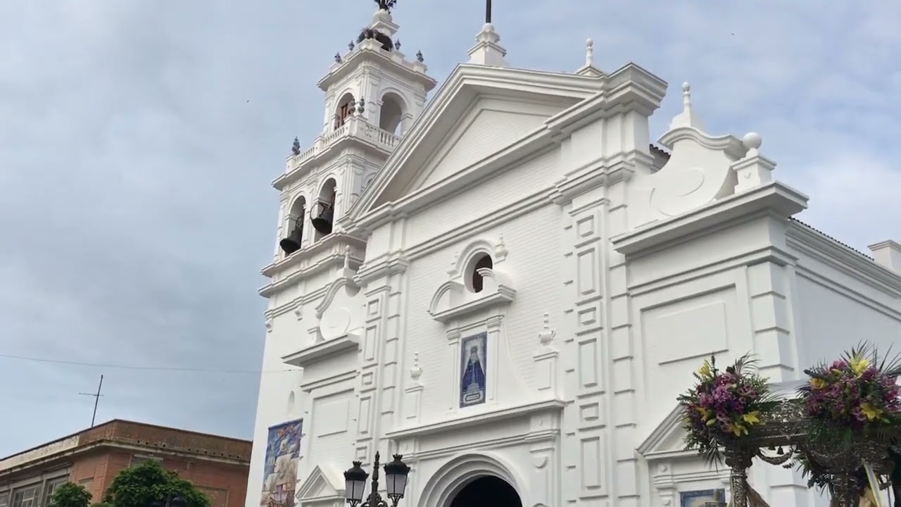 Salida  de Isla Cristina al Rocío 2023. Repican las campanas Iglesia de Dolores. @FGlezSalgado