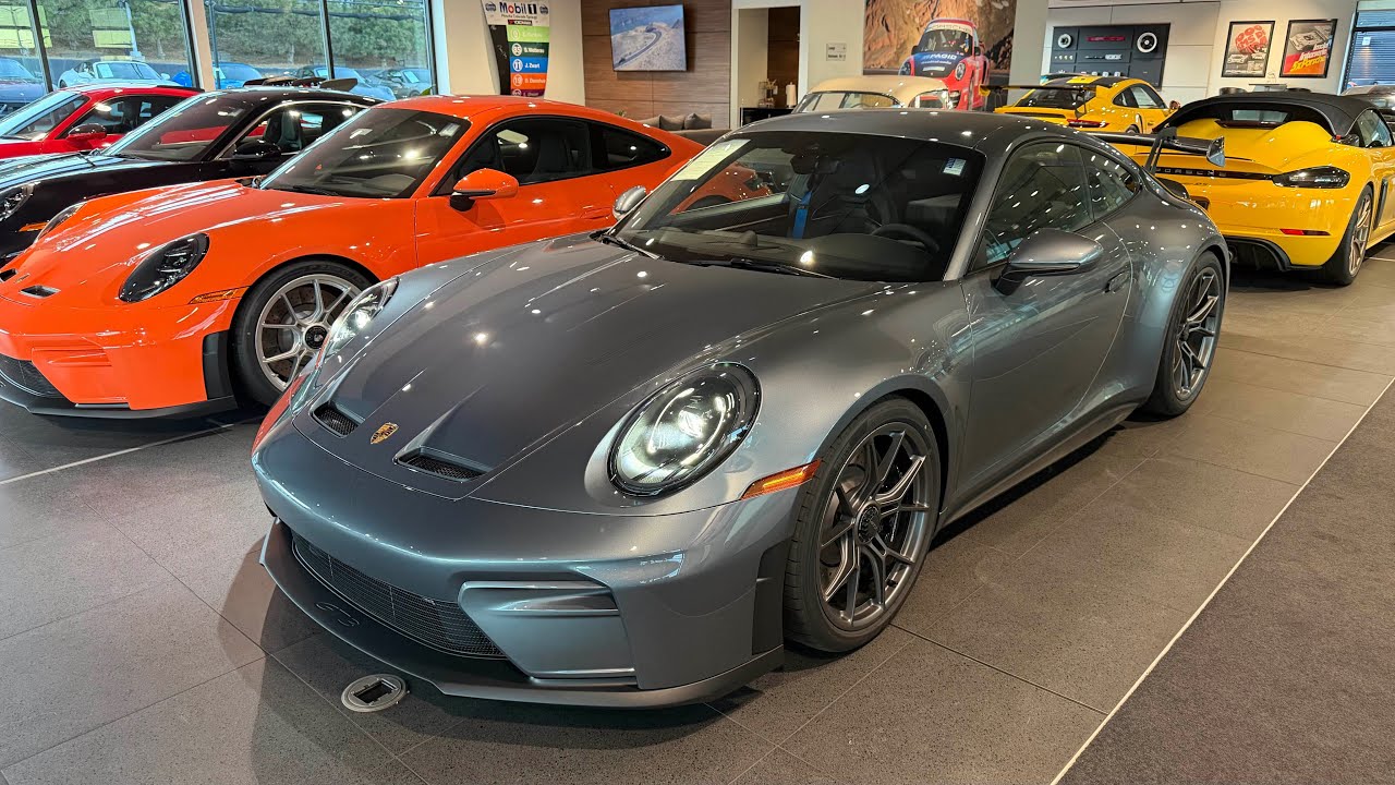 Porsche GT3 2026 года — цвет «Ванадиевый серый»