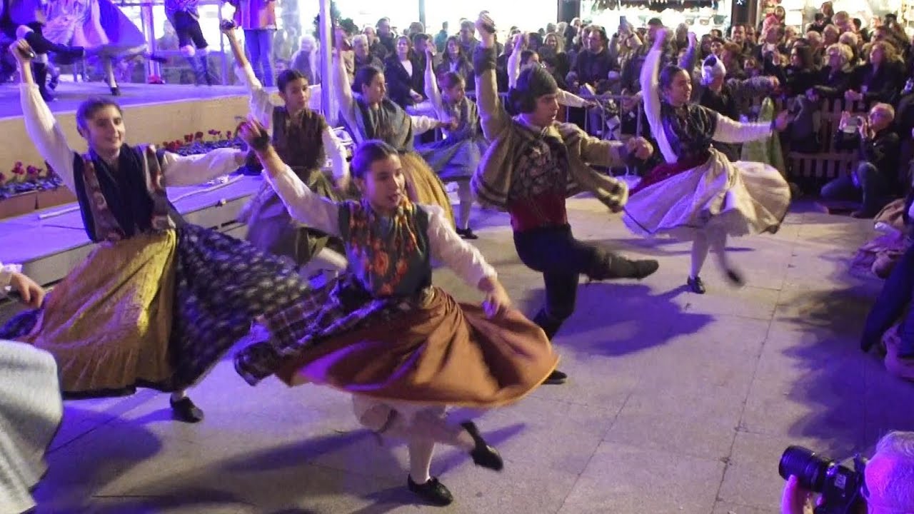 Navidad Zaragoza 2022 Raíces de Aragón sección juvenil