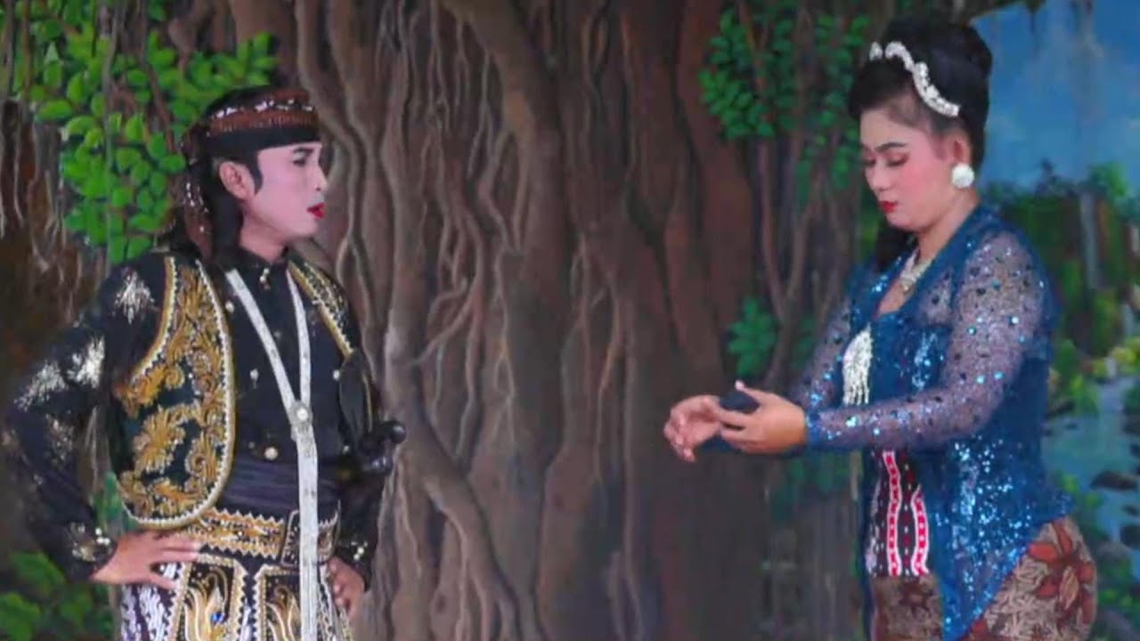 MOMOK & RHOKAYATI  KE MIYONO PATI  MENCARI SARIDIN