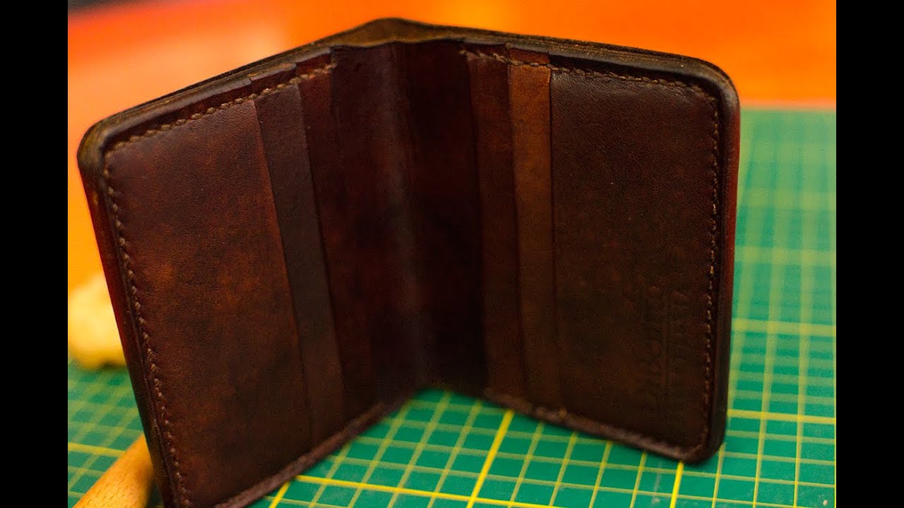 Carteira de couro feita à mão - Elegante - DiBentto