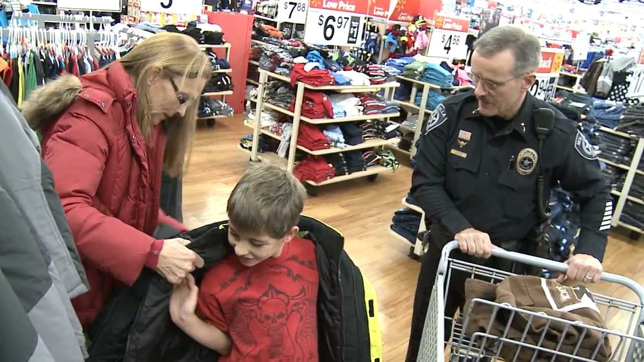 'Shop With A Cop' highlights (Saturday, Dec. 15, 2012)