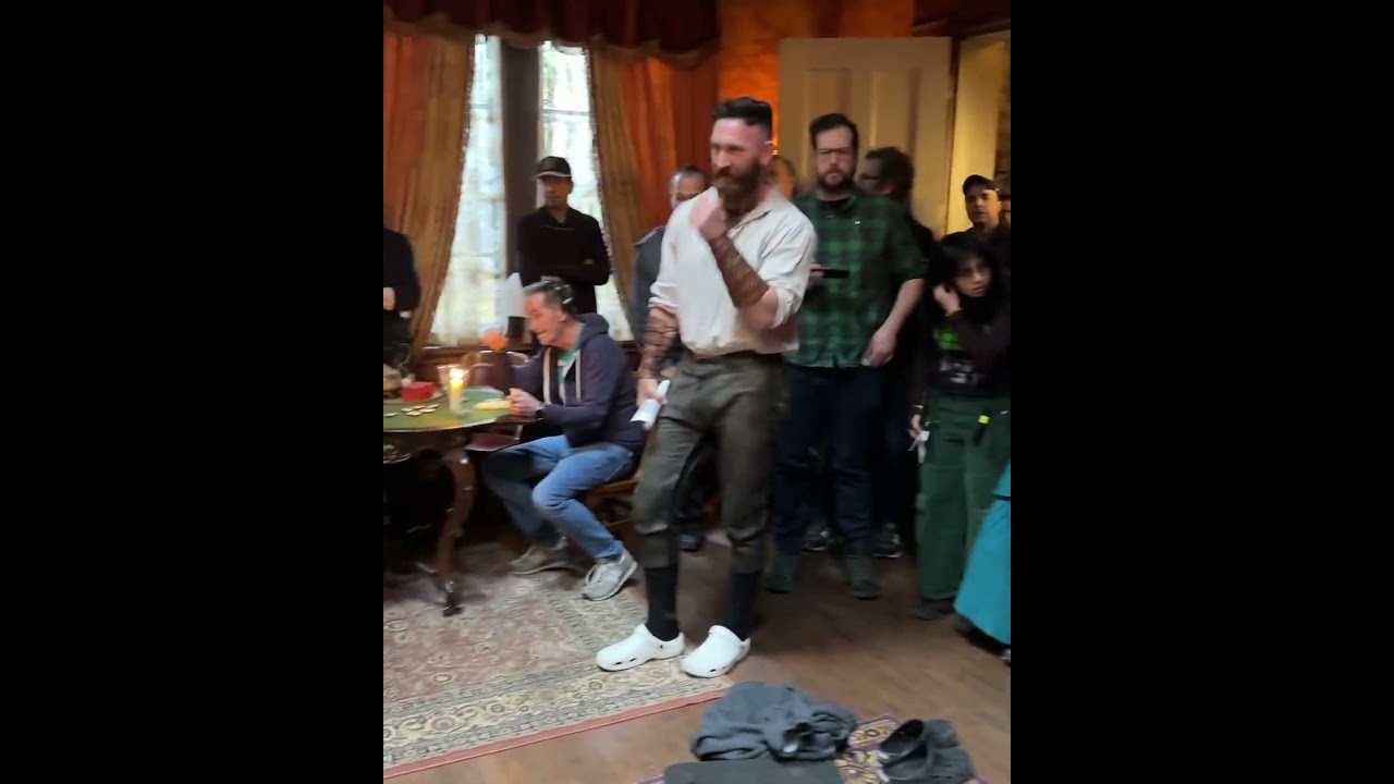 Behind the Scenes of &lsquo;Ghosts&rsquo; CBS Season 3 (2023-2024)