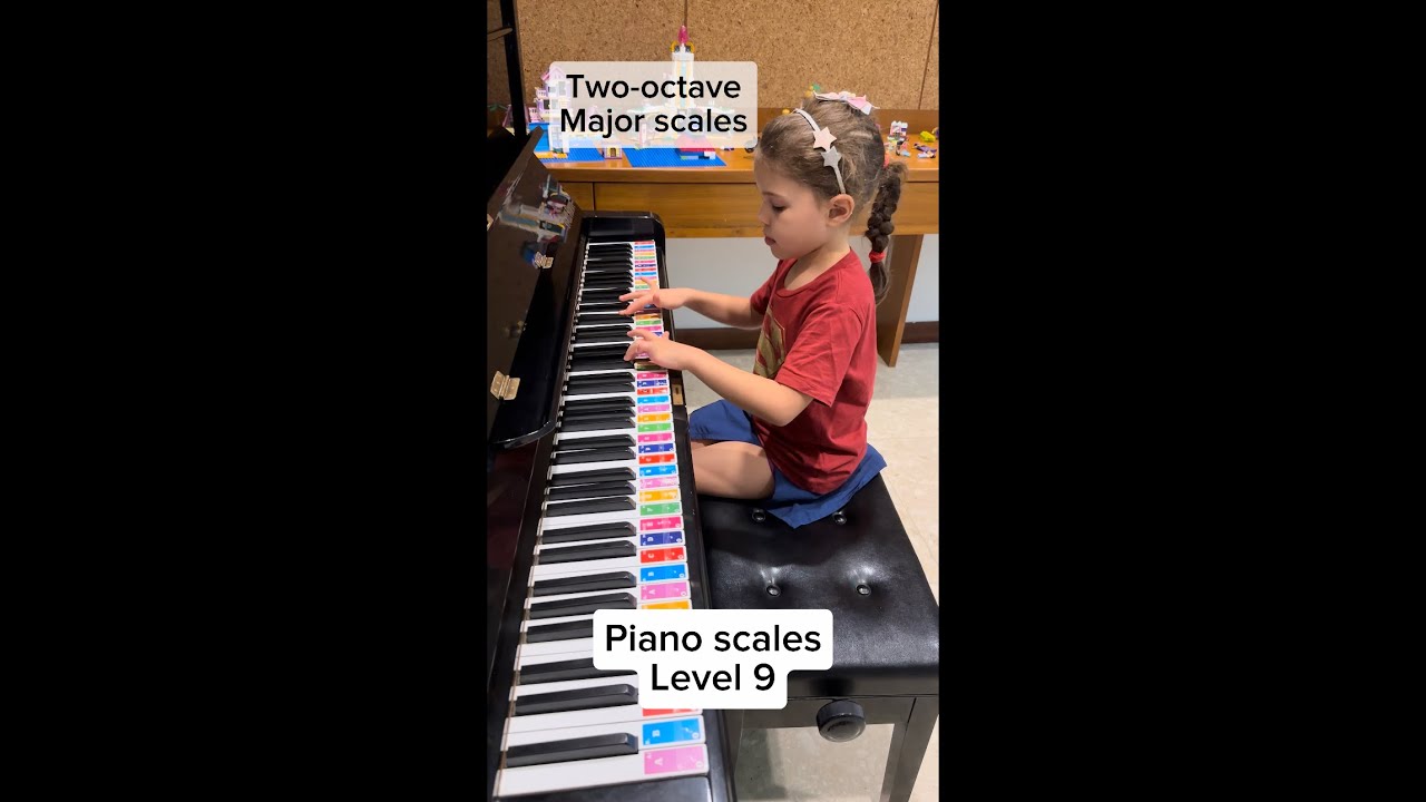Teaching my 6 years old to play piano - Scales level 9 -  Major scales across two octaves