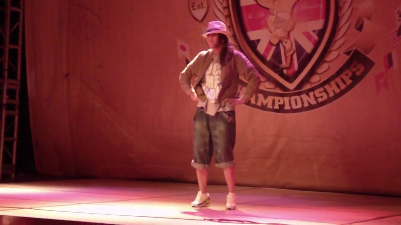 UK  BBOY CHAMPS 2009 judge demo Deydey