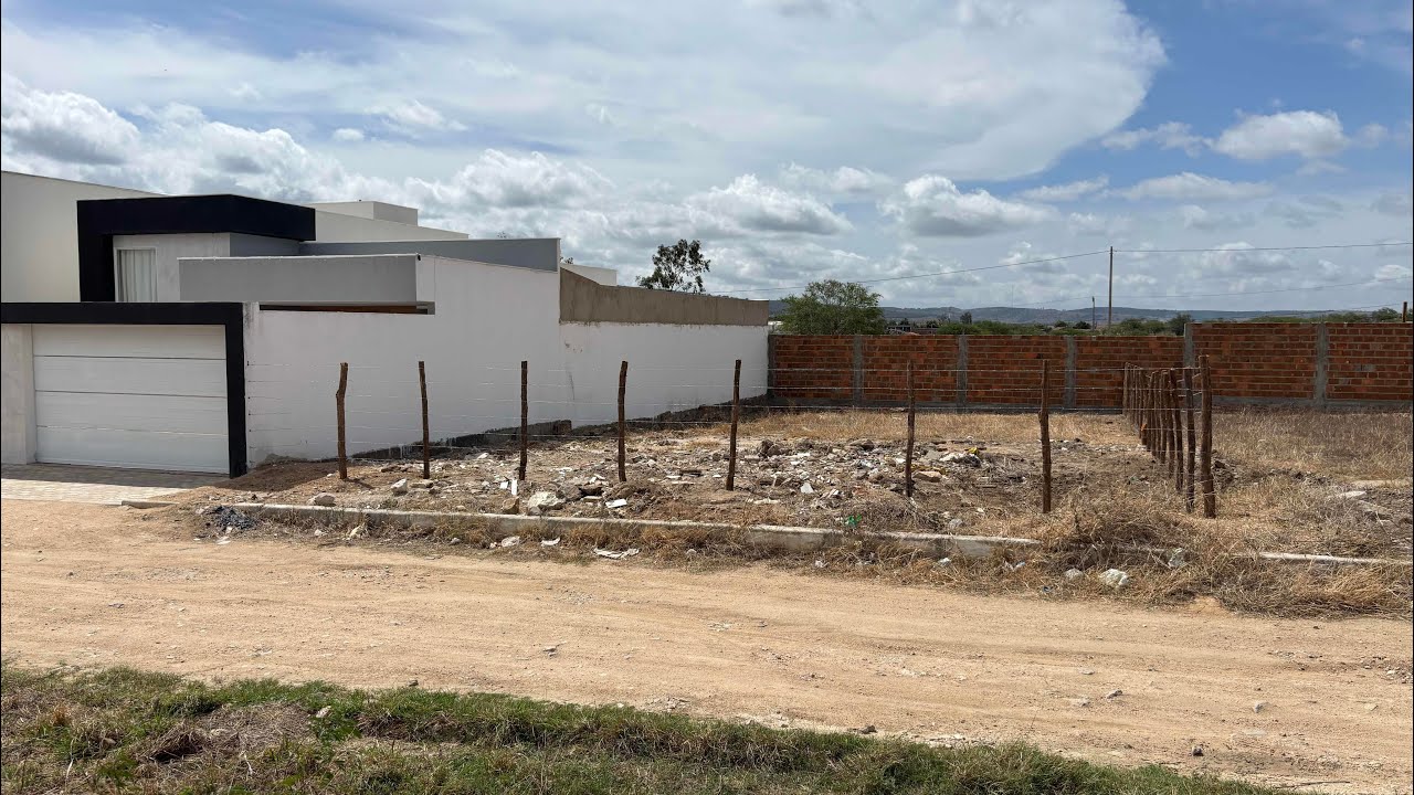 TERRENO 12x25 EM BAIRRO ALTO PADRÃO A VENDA