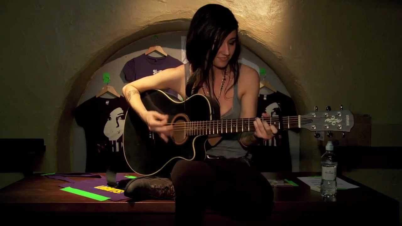 ATP! Acoustic Session: LIGHTS - 