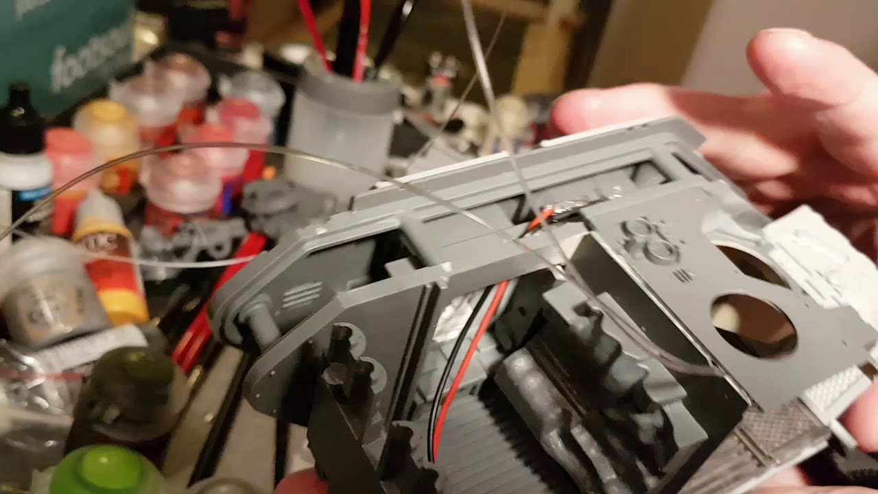 40k: Led-kitting a Land Raider