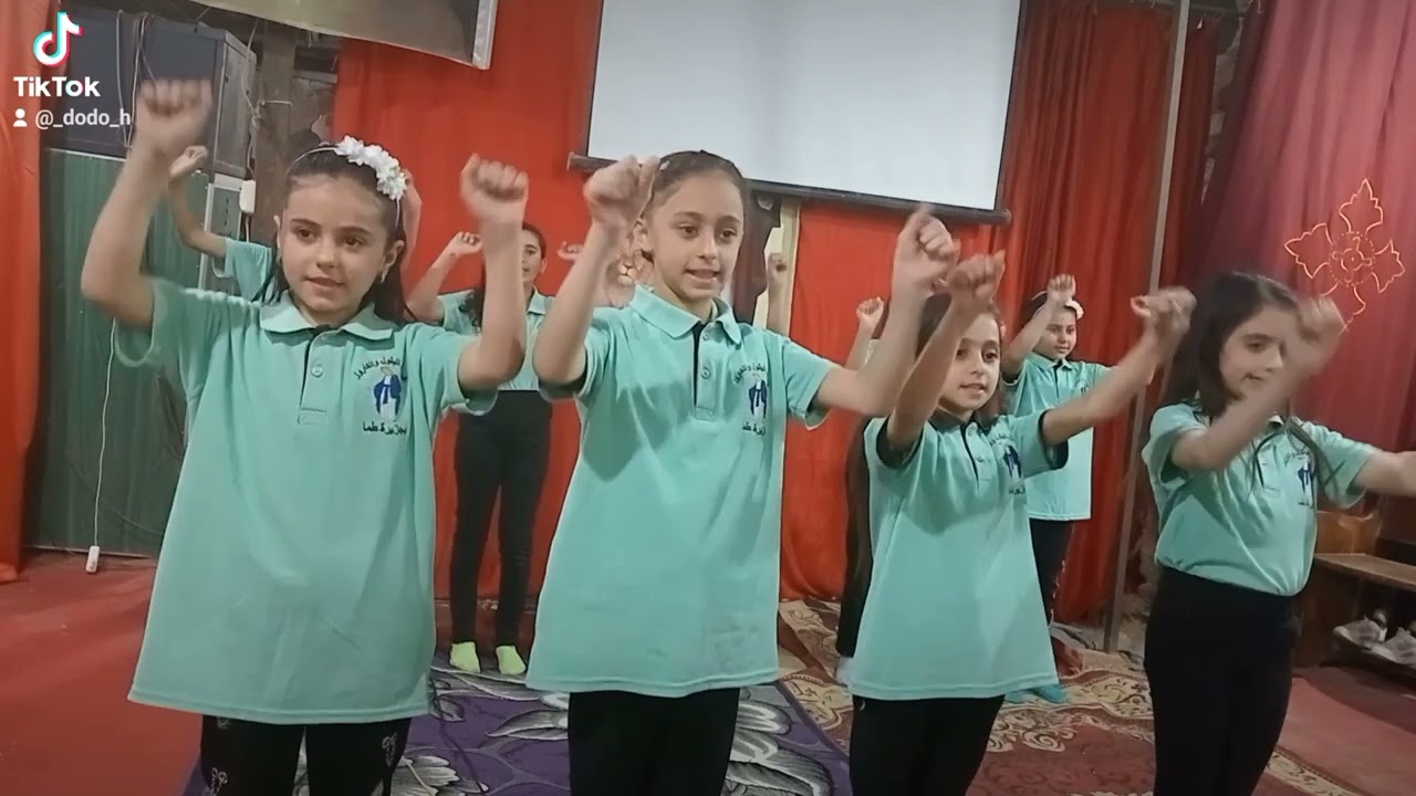 استعراض الاطفال عيد الام 2023