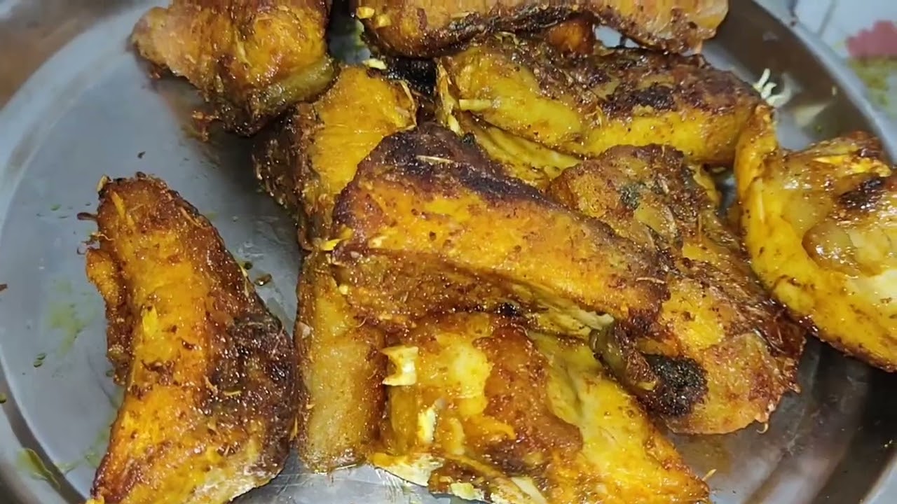 How To Make Katla Fish Curry recipe|कतला मछली बनाने का आसान तरीका#katlafishcurry #rasoieworld 