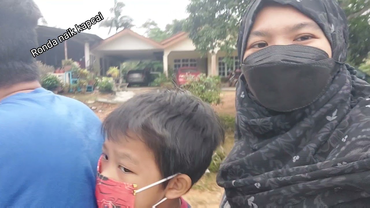 Halaman Rumah Felda Cantik