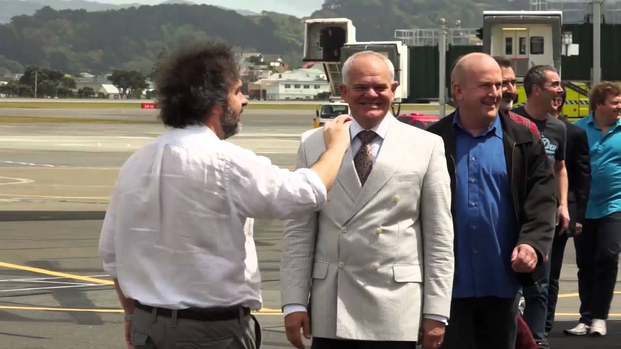 Aidan Turner - The Hobbit - Air New Zealand arrivals