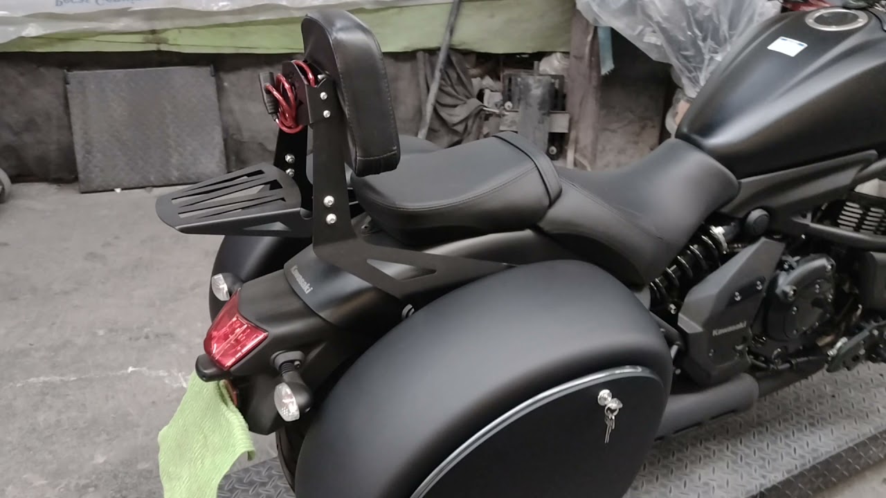 Alforjes modelo Mu sem lentes em Fibra Bult do Brasil instalados na Vulcan 650s
