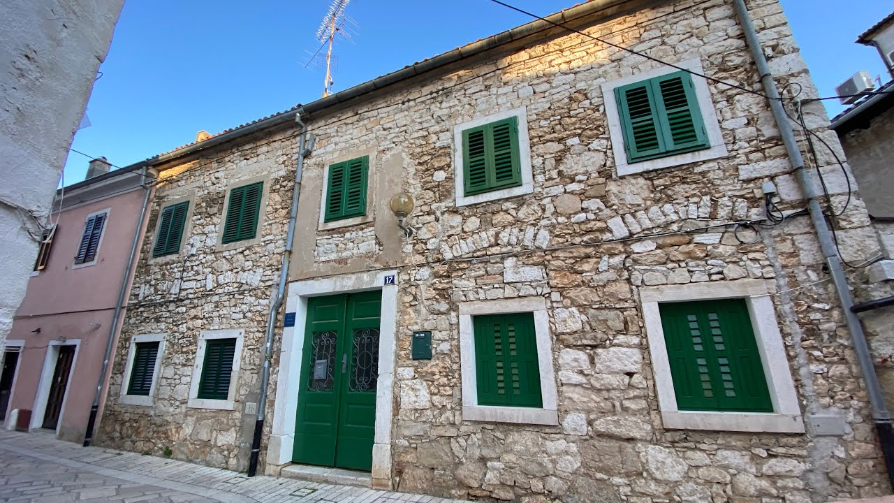 Poreč Croatia walking, march 2023