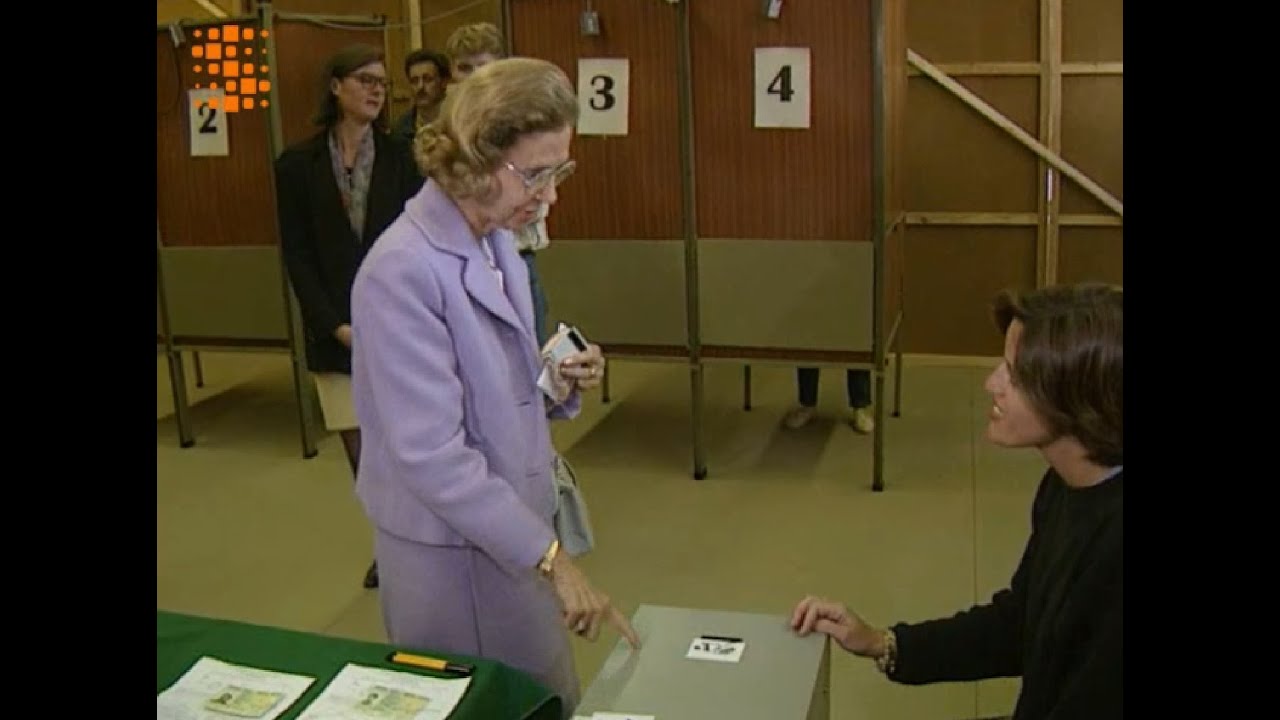 Queen Fabiola Votes in Belgian Elections - French