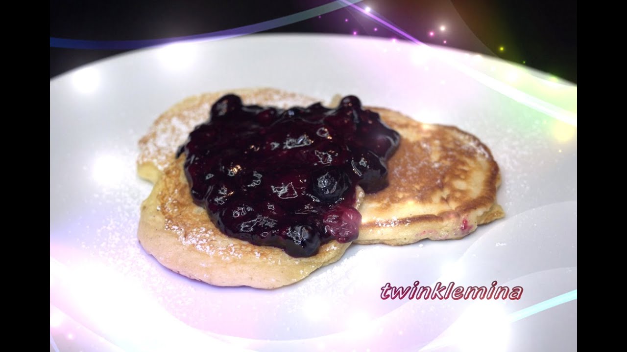 Buttermilch Pancakes mit Heidelbeersauce...Yummy!