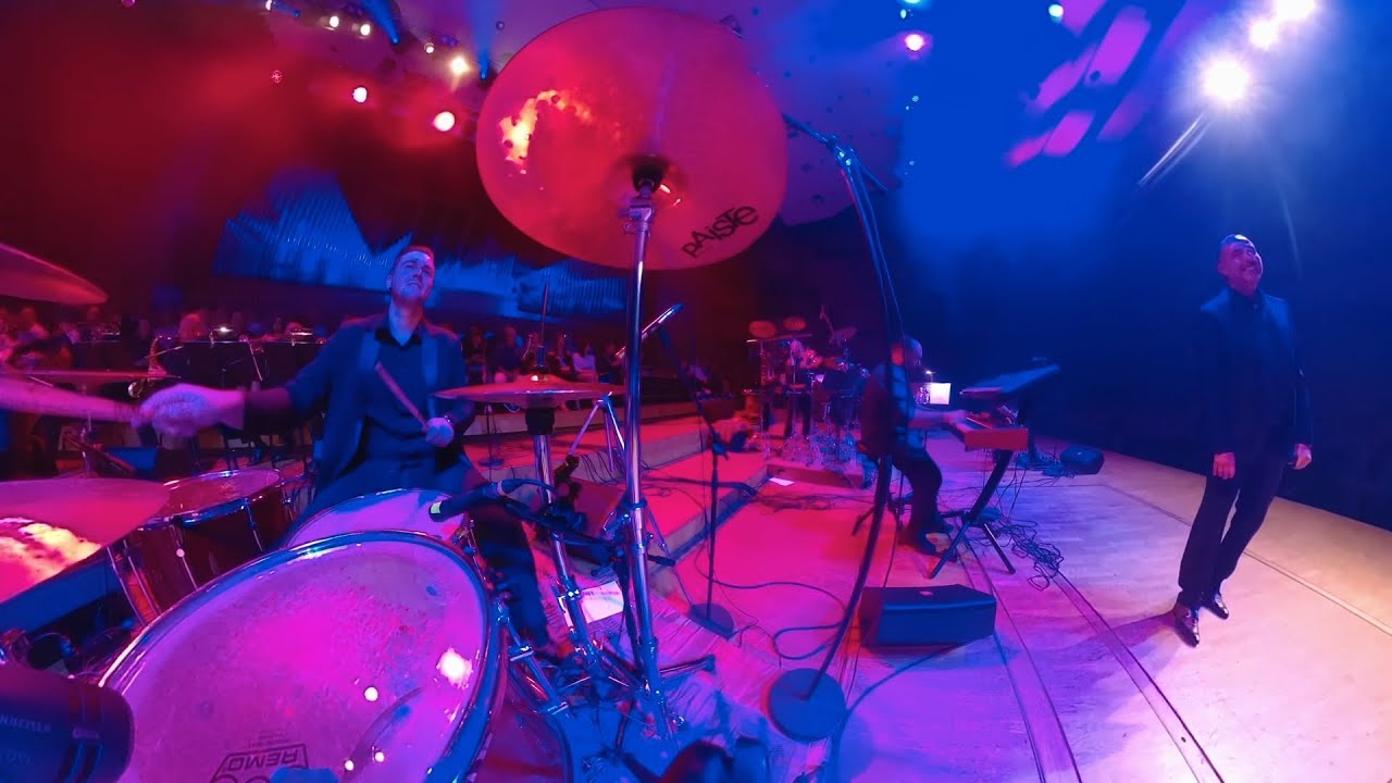 Dražen Zečić & Grupa Banana - Tamo Gdje Je Srce (Live at Lisinski, 2023.) - STAGE CAM