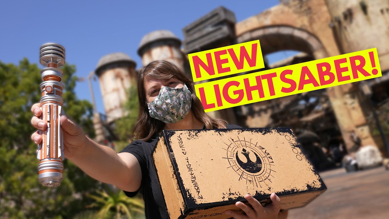 Galaxy’s Edge Gets Leia Lightsaber & More! [May The 4th in Batuu]