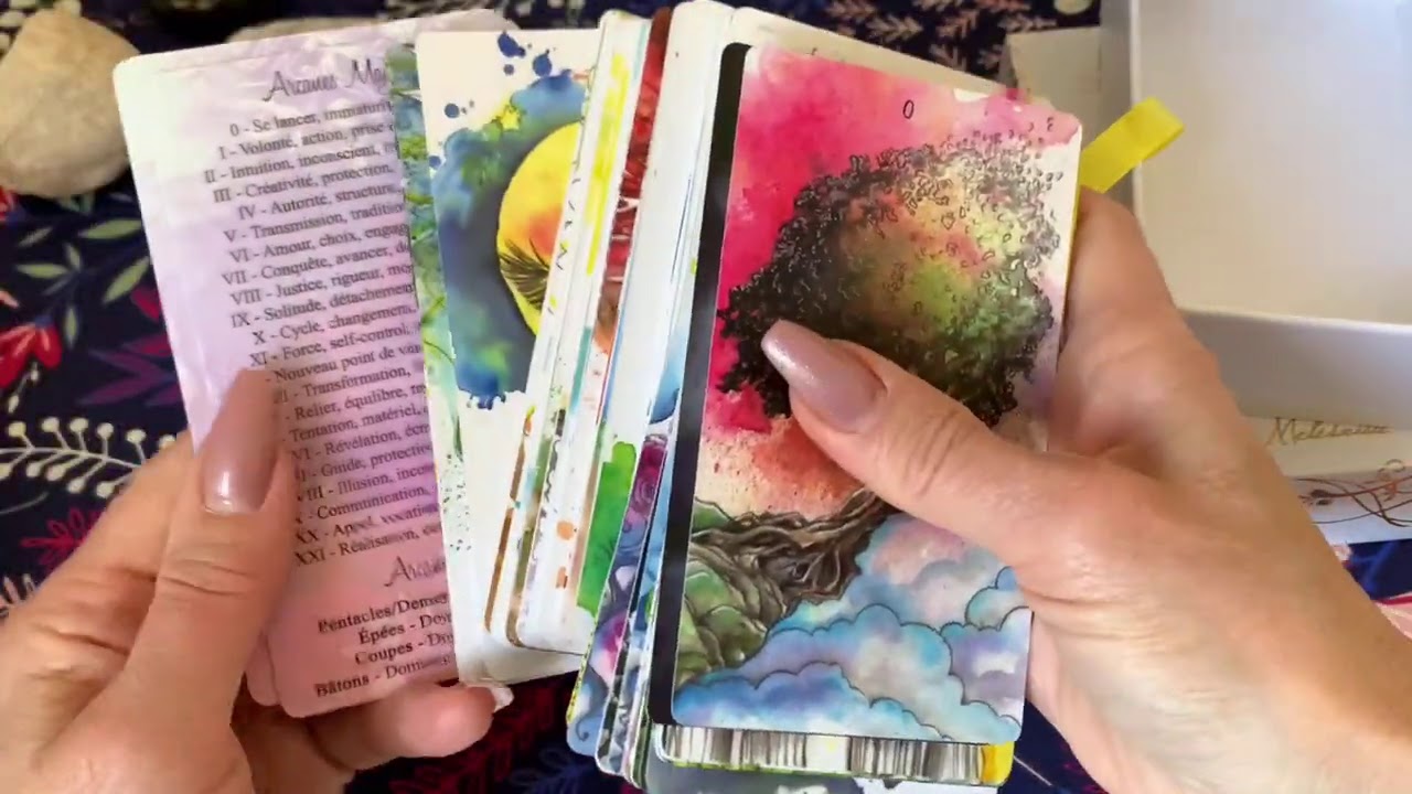 ❣️Présentation de mes derniers oracles et tarots .. papotage entre nous❣️