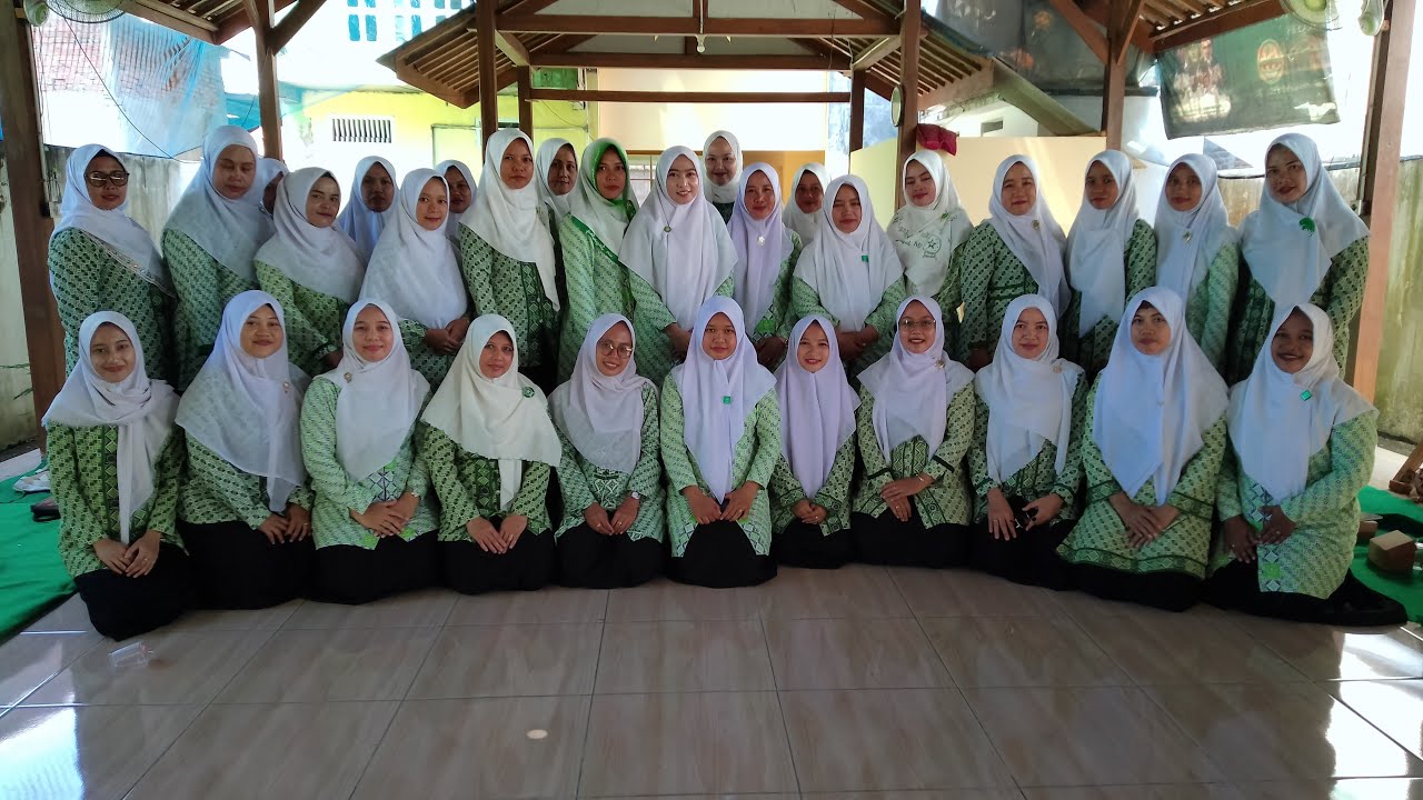 SEMINAR FIQIH MUNAKAHAT MWCNU KAWUNGANTEN DI DESA BOJONG