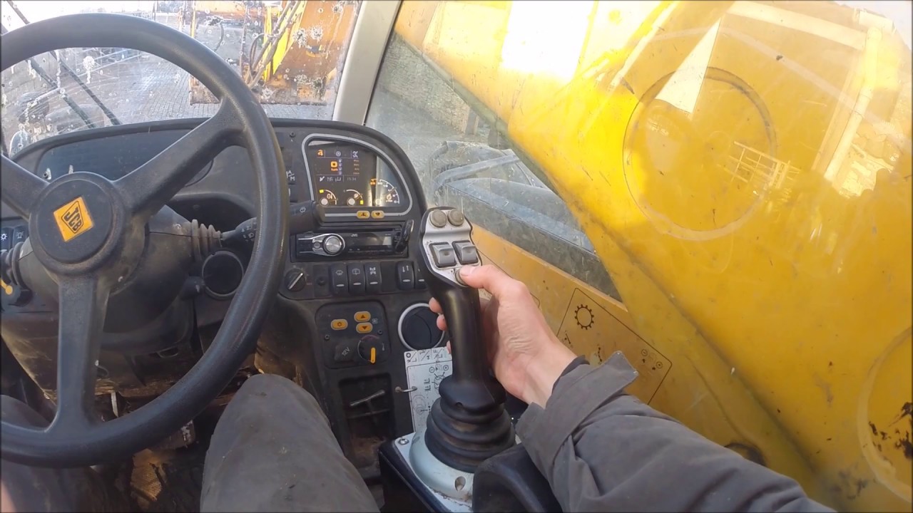 how to drive jcb