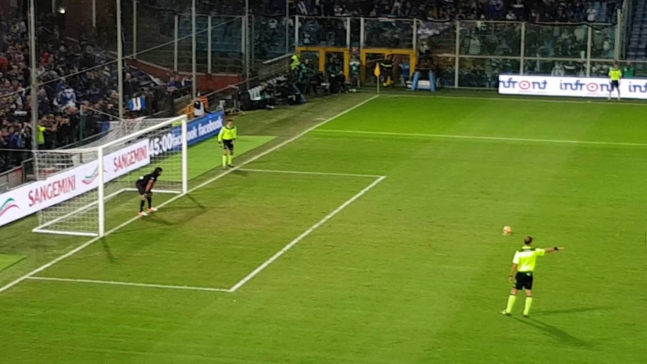 Samp-Genoa 2-1 Rigore parato da Perin, visto dai distinti.