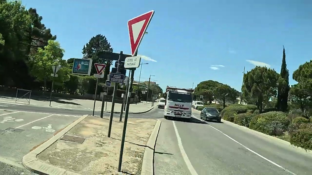 LA SEYNE-SUR-MER 🇫🇷 Dans le bus 70 vers Six-Fours-les-Plages