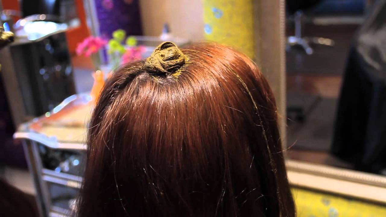 Hair Tutorial: Applying Henna and Amla for Auburn tones