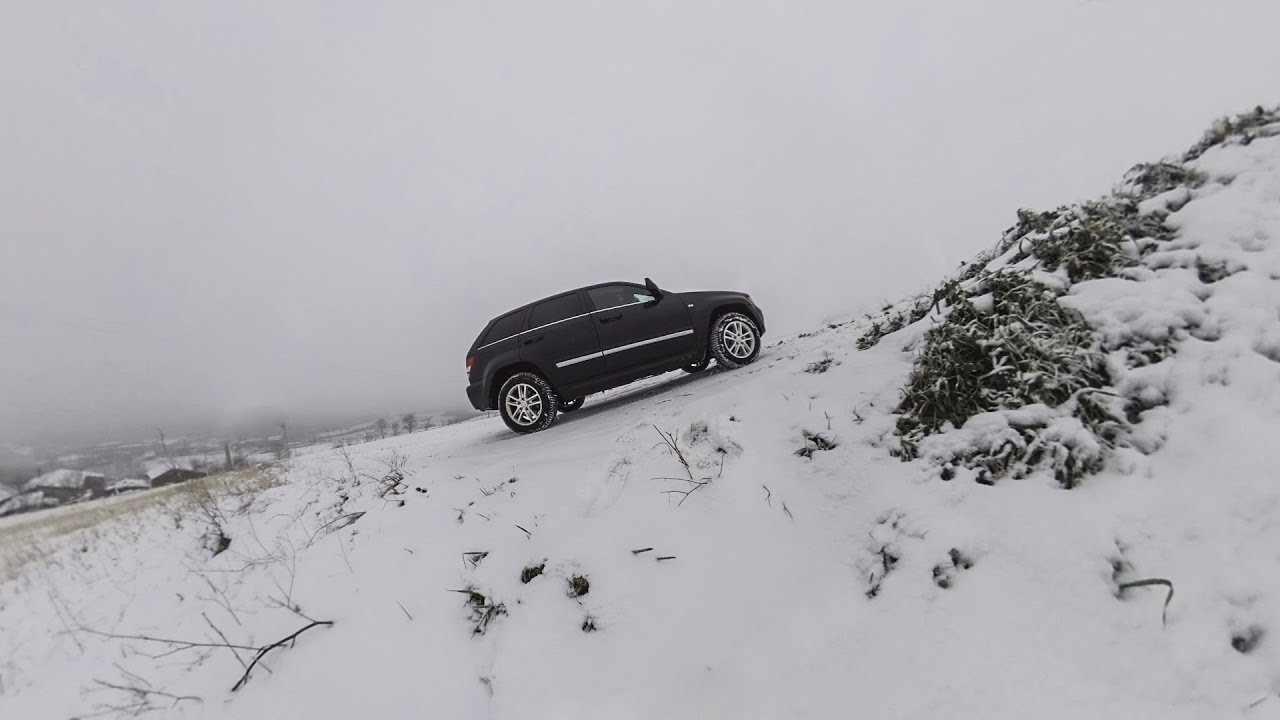 Quadra Drive 2 uphill on ice , with Pirelli Scorpion Winter - 360 Video