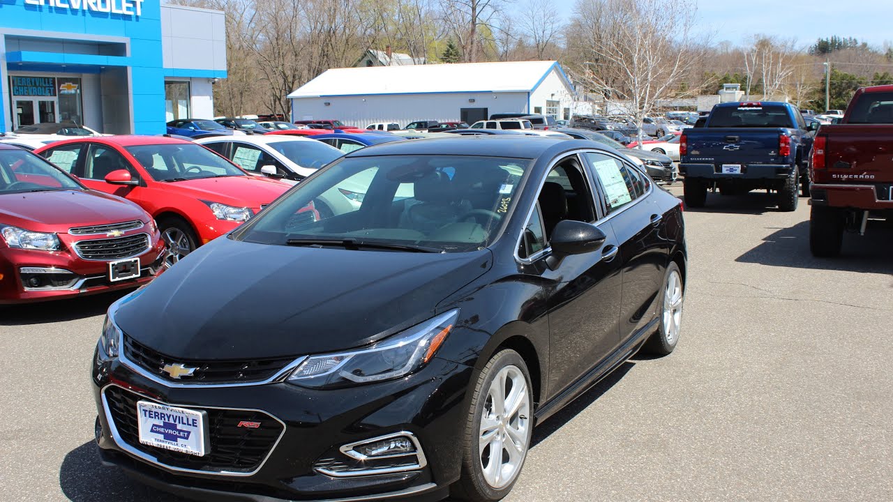 2016 Chevy Cruze Premier RS: In Depth Review and Start Up