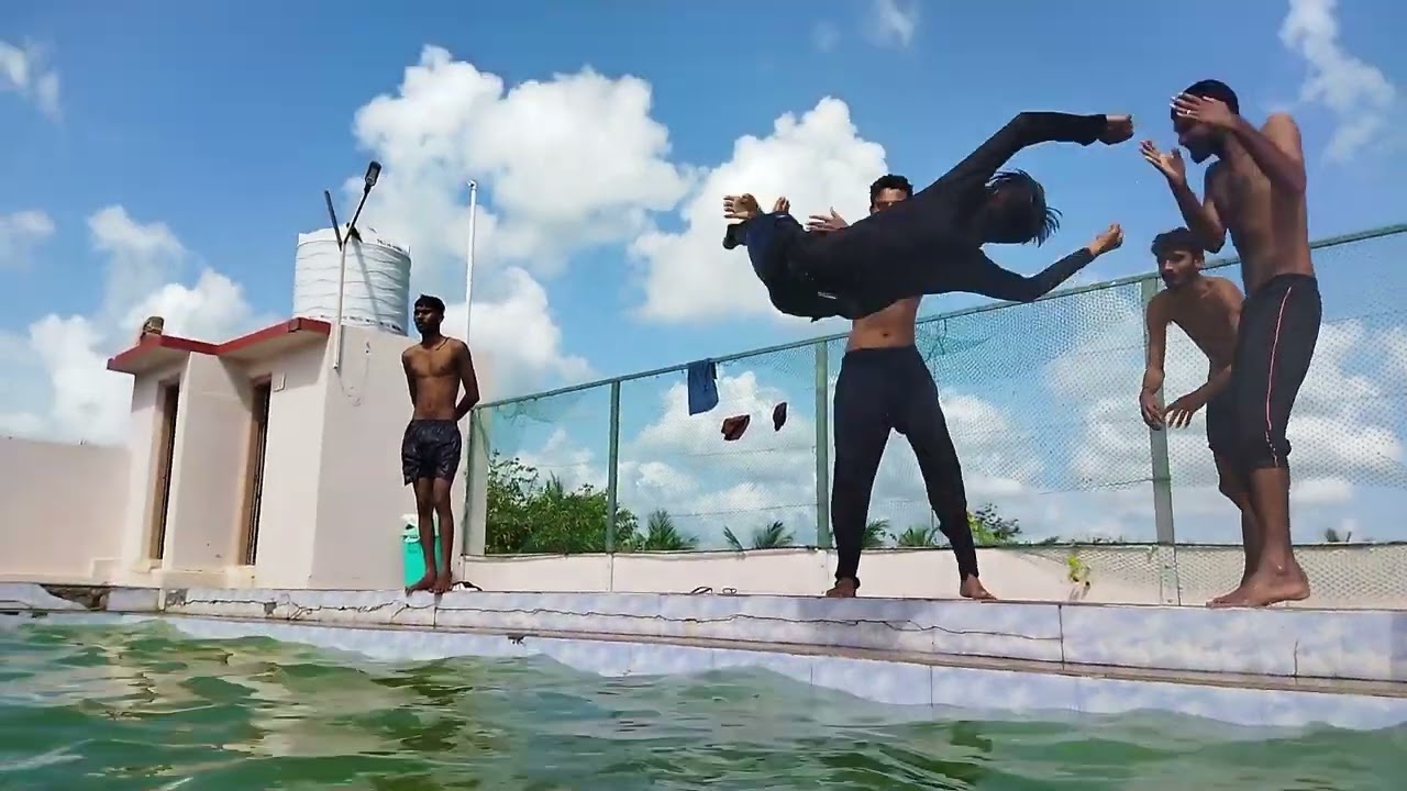 Aaj to dosto ke sath swimming pool me maja aa gaya ...🥰 
