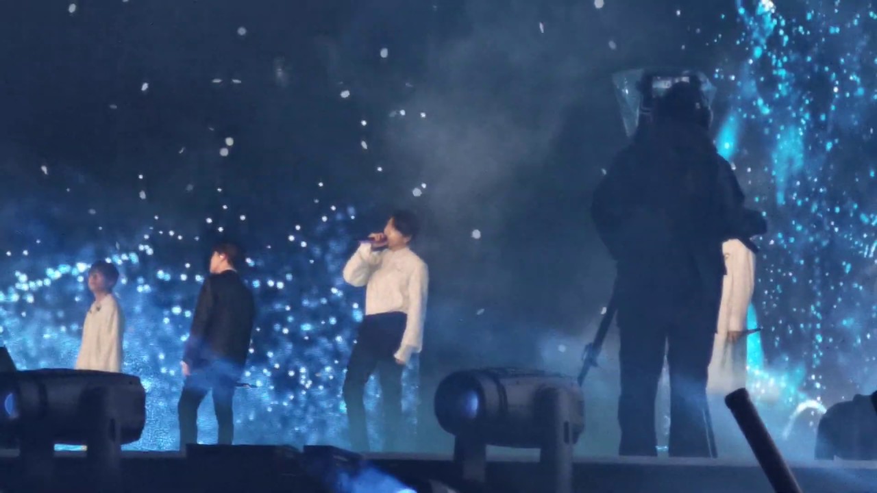 BTS in Paris 190607 THE TRUTH UNTOLD 1080p fancam