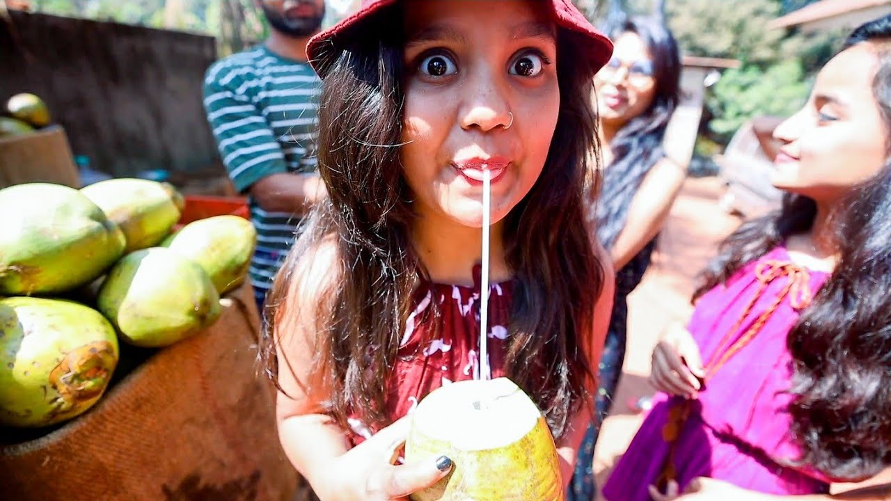 Goa का 🥥 नारियल पानी 😱 चीनी से भी मीठा हैं..☺️ Mk Studio Vlog