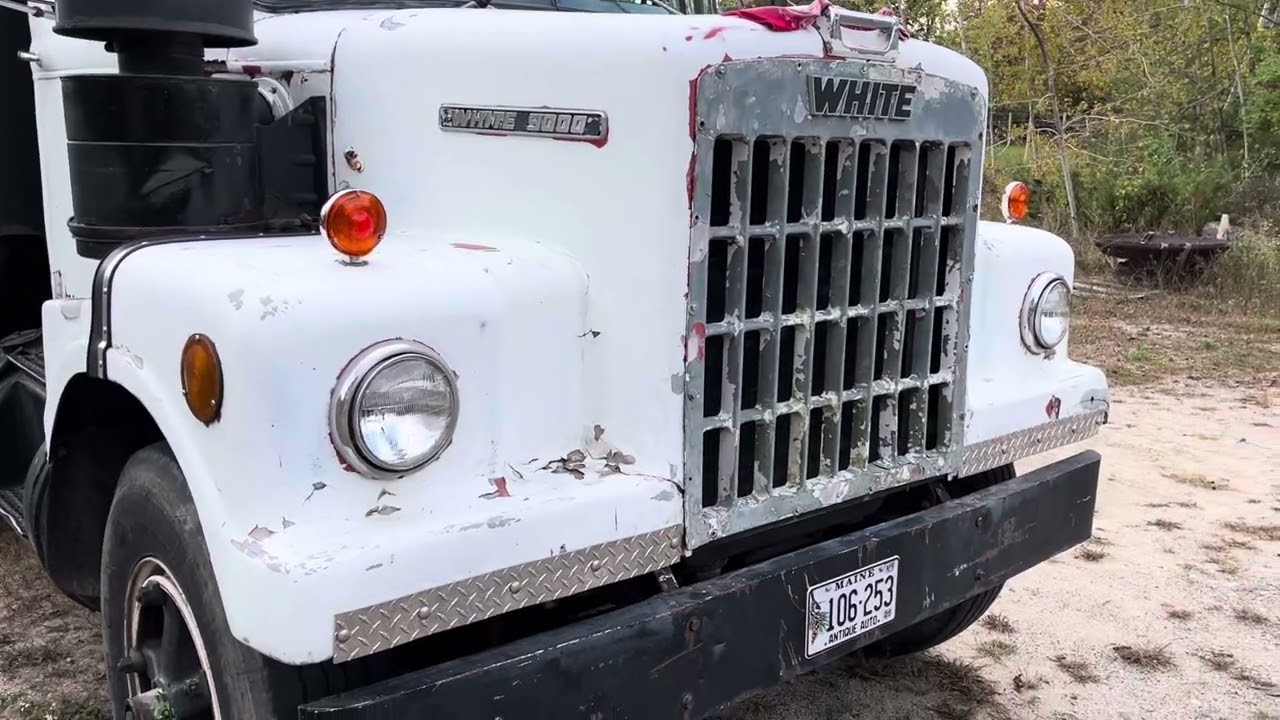 Meet my 1969 White 9000 dump truck #antique #detroitdiesel