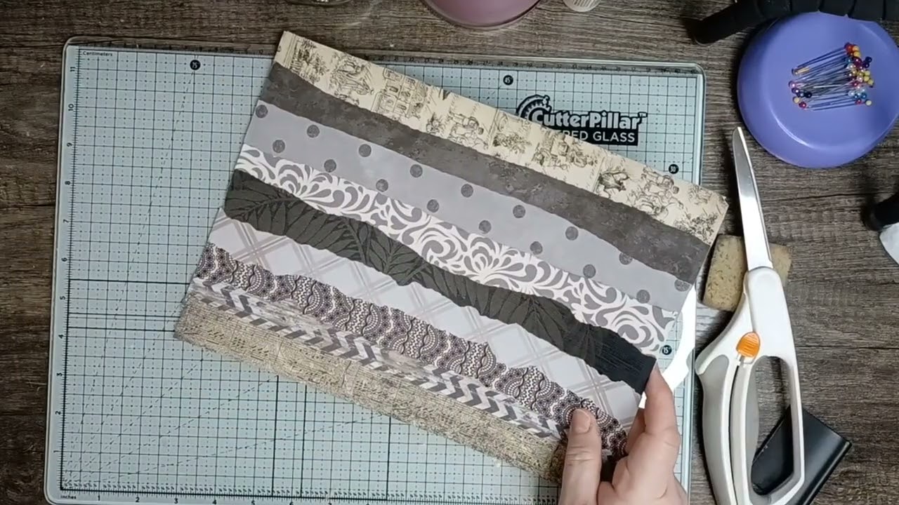 Fun #FaffingWithScrapsInFebruary Strip Masterboards