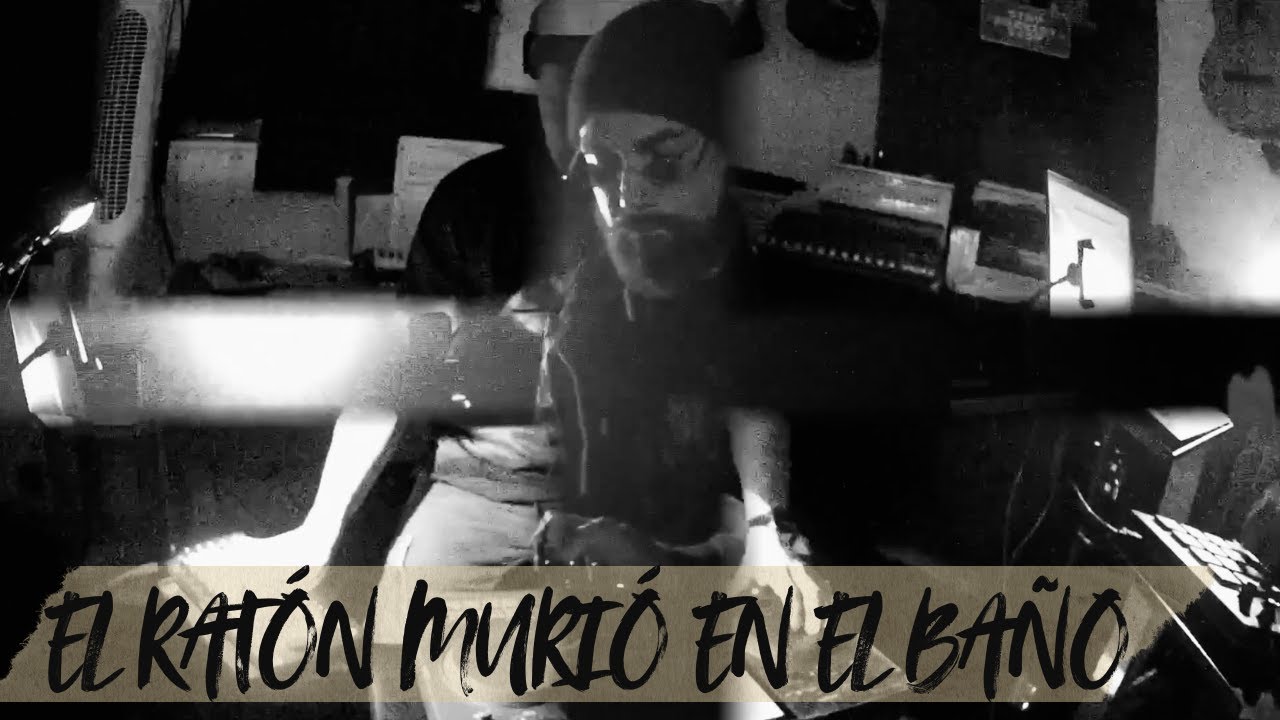 El ratón murió en el baño