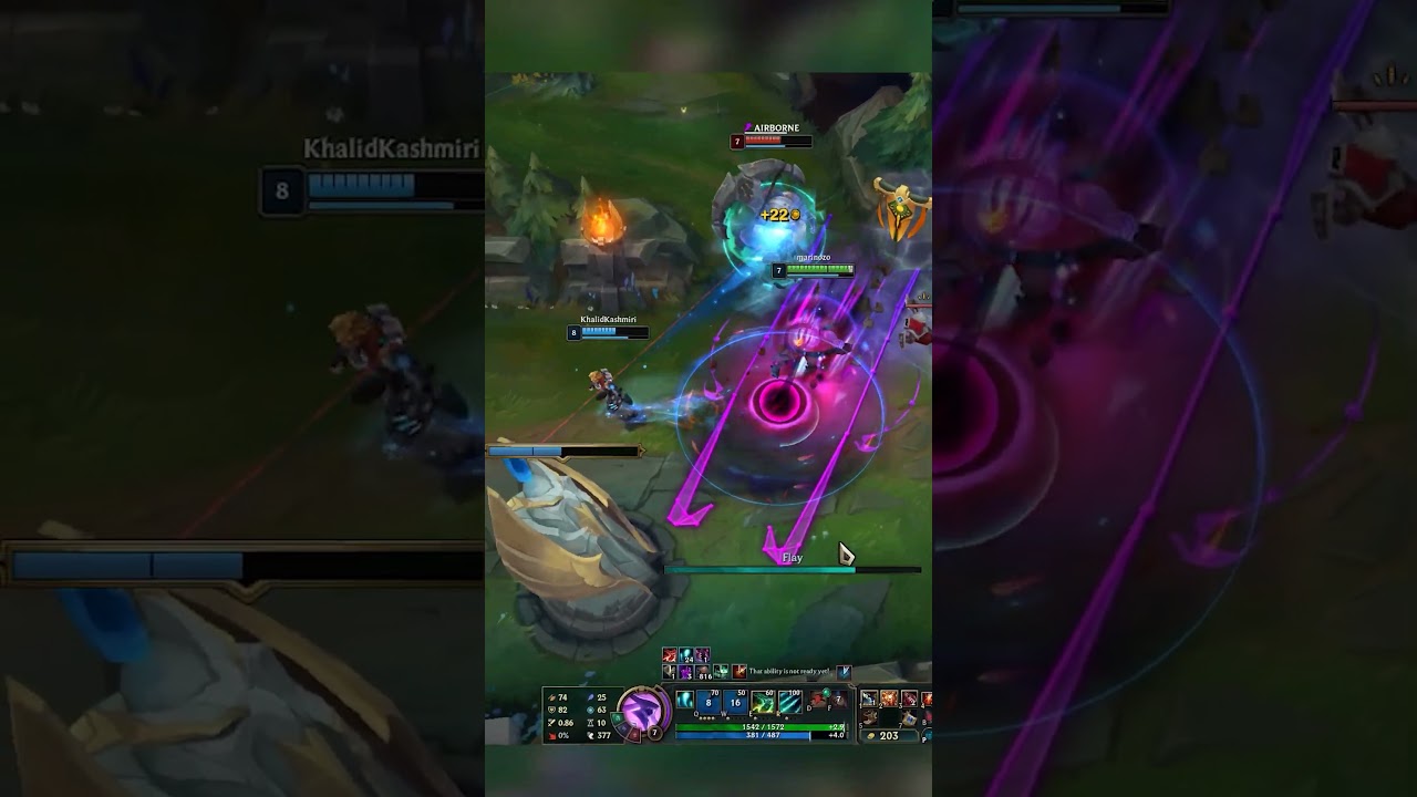 The Hook is Connected Successfully | Weird Hitbox & Great Fight! #leagueoflegends #thresh #shorts
