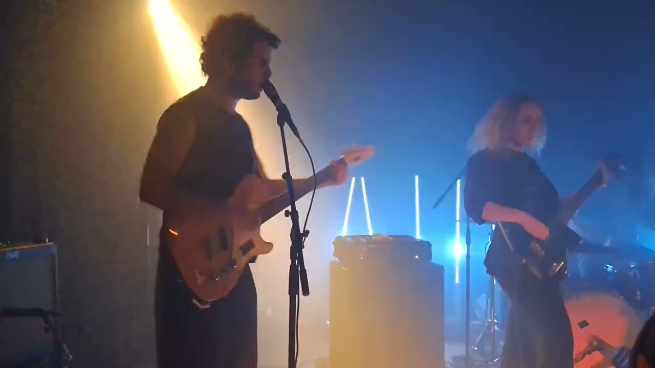 Humana Taranja - Banho Quente - Ao Vivo @ Galeria Zé dos Bois (28/11/2024)