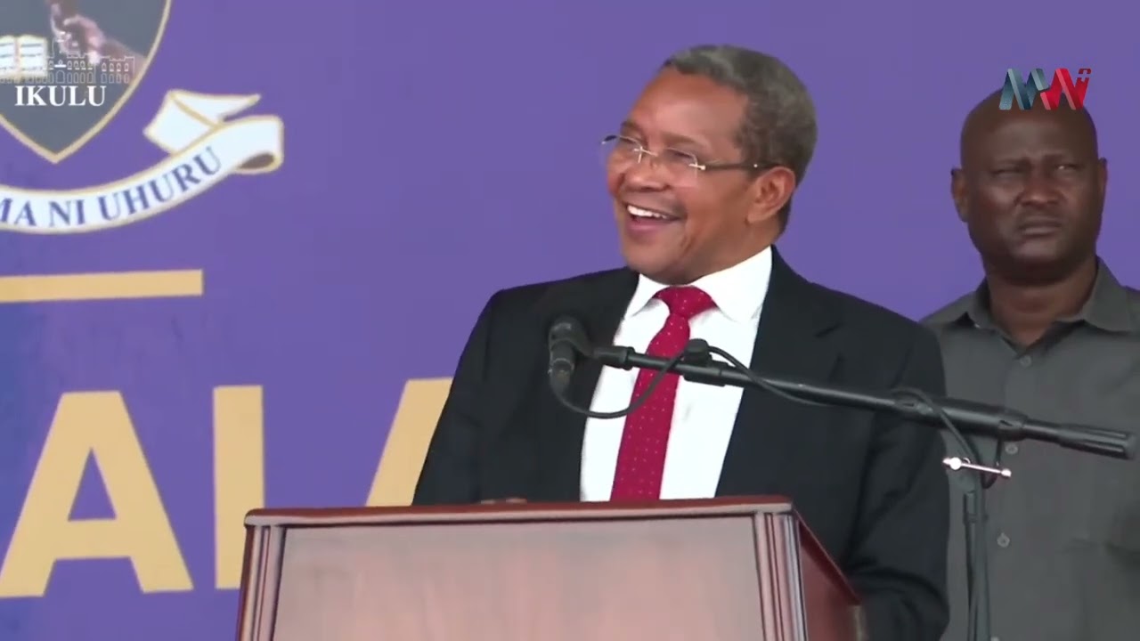 KIKWETE AVUNJA UKIMYA, "KAMA NOMA NA IWE NOMA, KAMA MBWAI ...", AZUA KIZAA ZAA MBELE YA RAIS SAMIA
