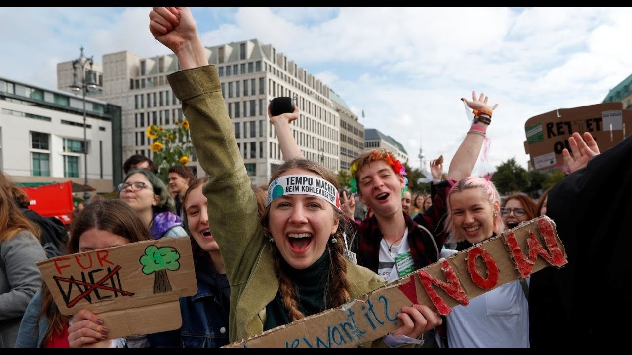 FRIDAYS FOR FUTURE: Junge Klimaschützer stürmen voran - Politik stolpert hinterher