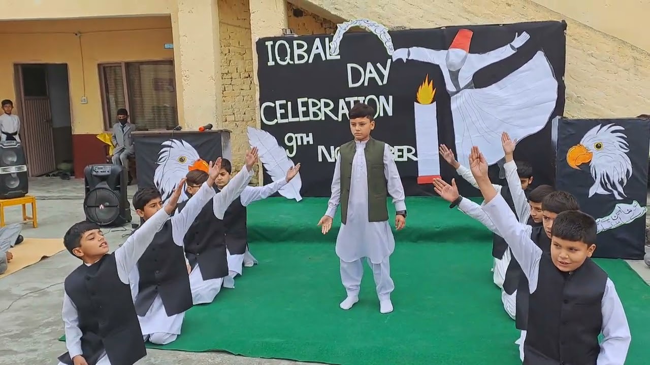 عقابی روح جب بیدار ہوتی ہے جوانوں میں ۔۔۔    #education #pakistan #alamaiqbal #iqbal #iqbalday #9nov