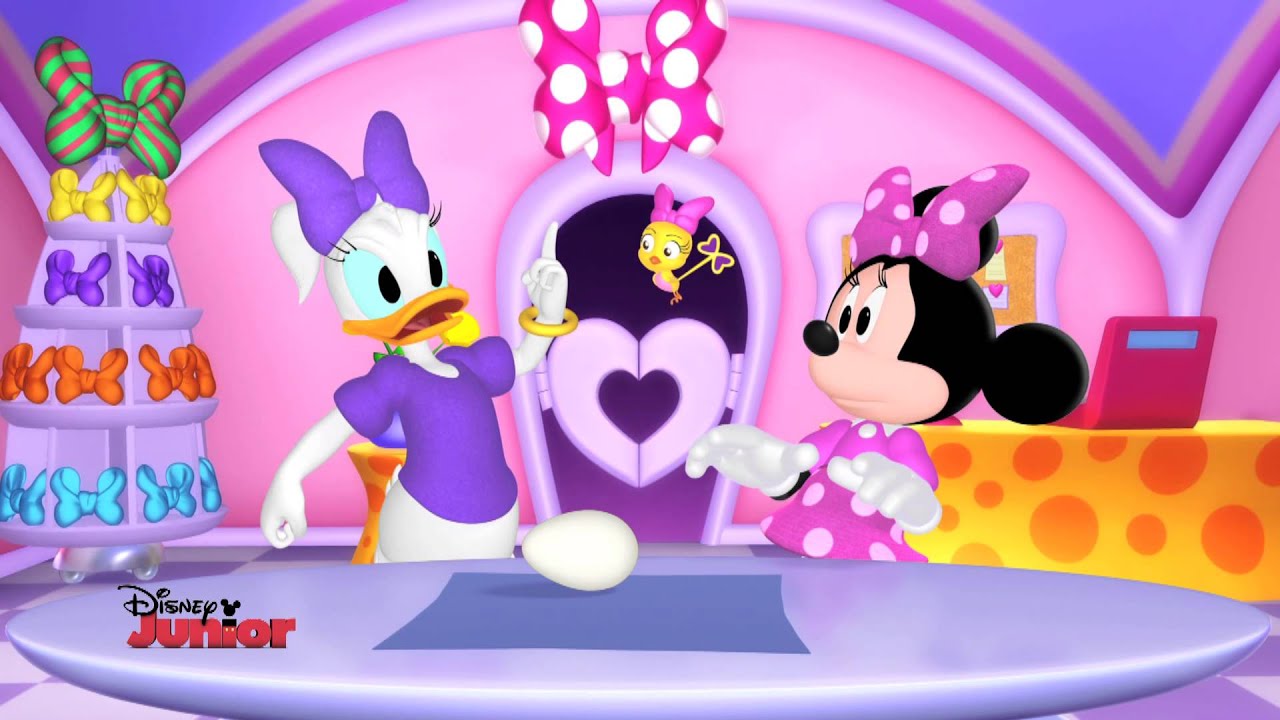 Minnie's Bow-Toons | Cuckoo-Loca's Egg-celent Adventure | 