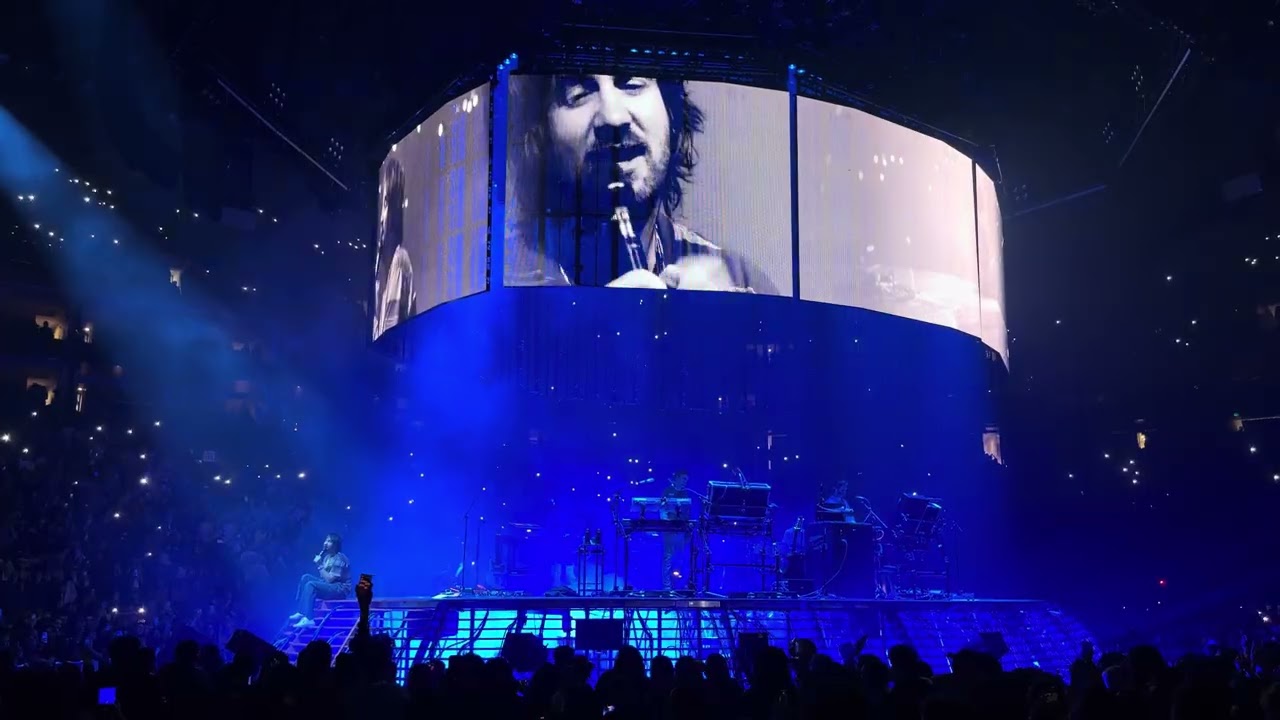 Yes I’m Changing - Tame Impala @ Oakland November 2025 - Deadbeat Tour