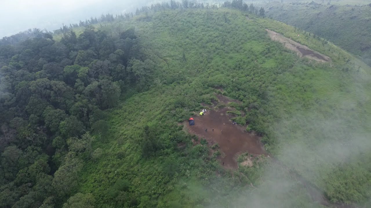 DRONE GUNUNG PUNDAK PACET MOJOKERTO 